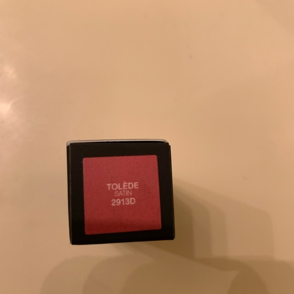 🚫SOLD🚫NEW NARS Lipstick Shade Tolède - Picture 4 of 8
